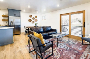 Near Downtown Stylish 2BR With Amazing Patio - 4
